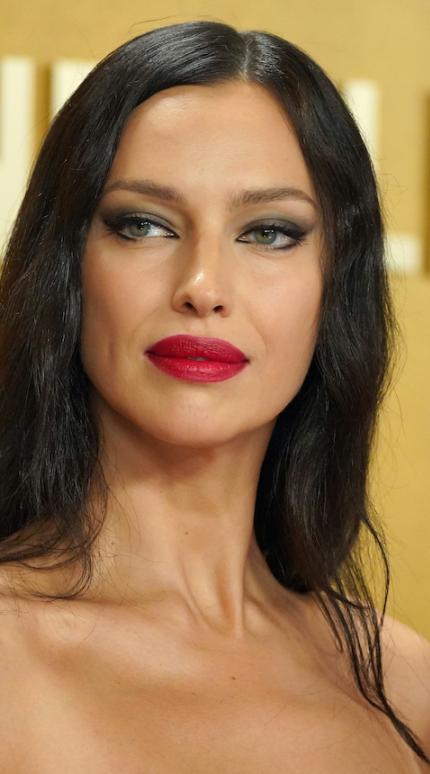 Η Irina Shayk στα Sag Awards 2026 στο Λος Άντζελες