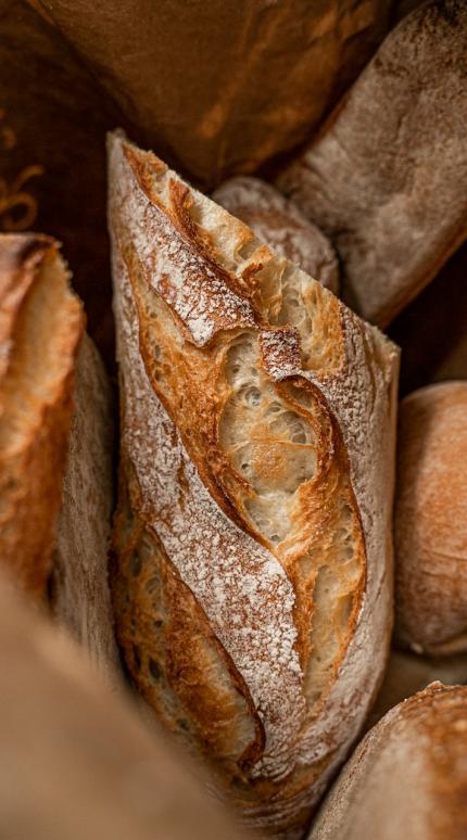 ψωμί ολικής άλεσης και λευκό ψωμί με ίδιες θερμίδες