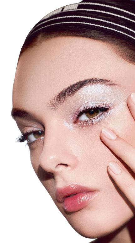 Dior: Η μάσκαρα που υπόσχεται όγκο και διάρκεια 48 ωρών επιστρέφει σε νέα εκδοχή