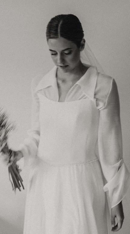 Νύφη με κορσέ και πουκάμισο - Φωτογραφία Instagram: La Gaveta