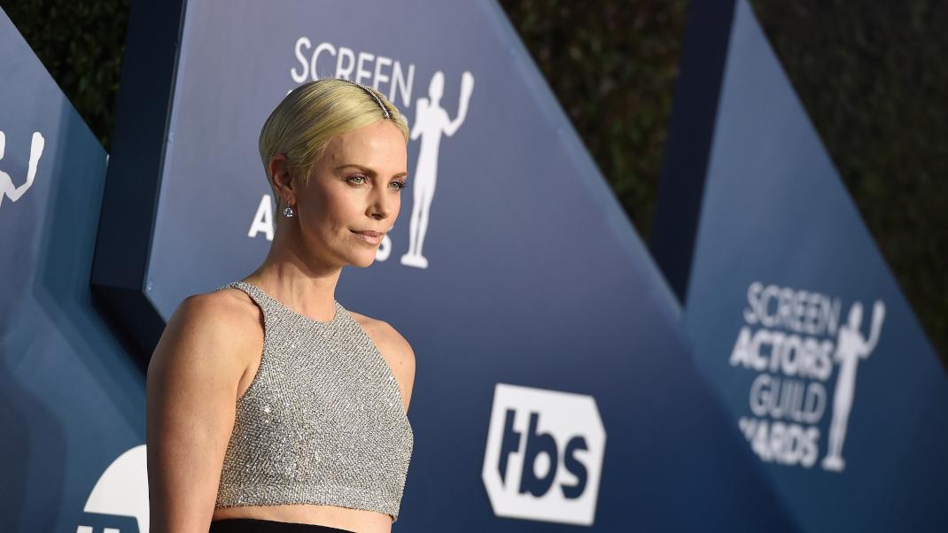 H Charlize Theron στα SAG Awards