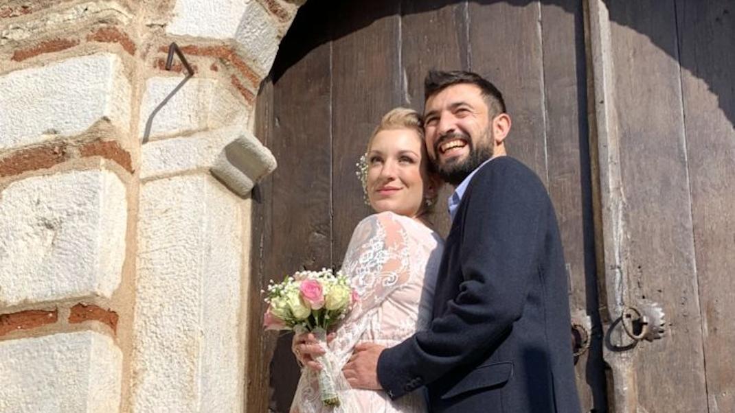Παντρεύτηκε η πρώην σύζυγος του Μάνου Αντώναρου, Ολίβια Γαρβίλη