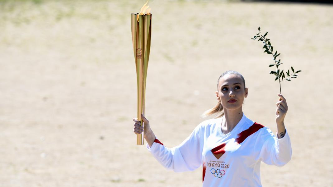 H Anna Korakakh Kanei Skopobolh Sto Spiti O Api8anos Tropos Poy Brhke Gia Na Proponeitai Kanonika Bovary