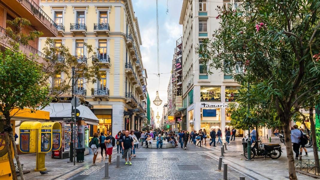 Καταστήματα στην Ερμού 