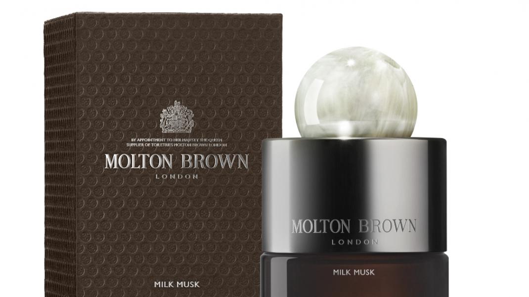 Moltom Brown