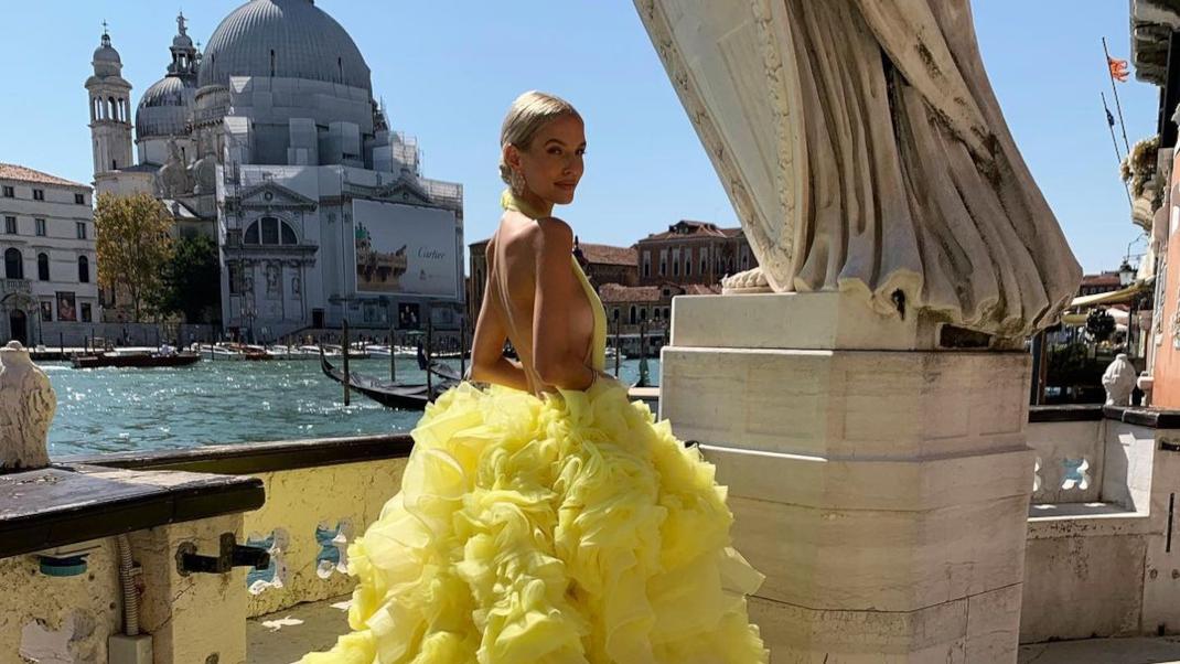 Leonie Hanne yellow dress Venice Festival  