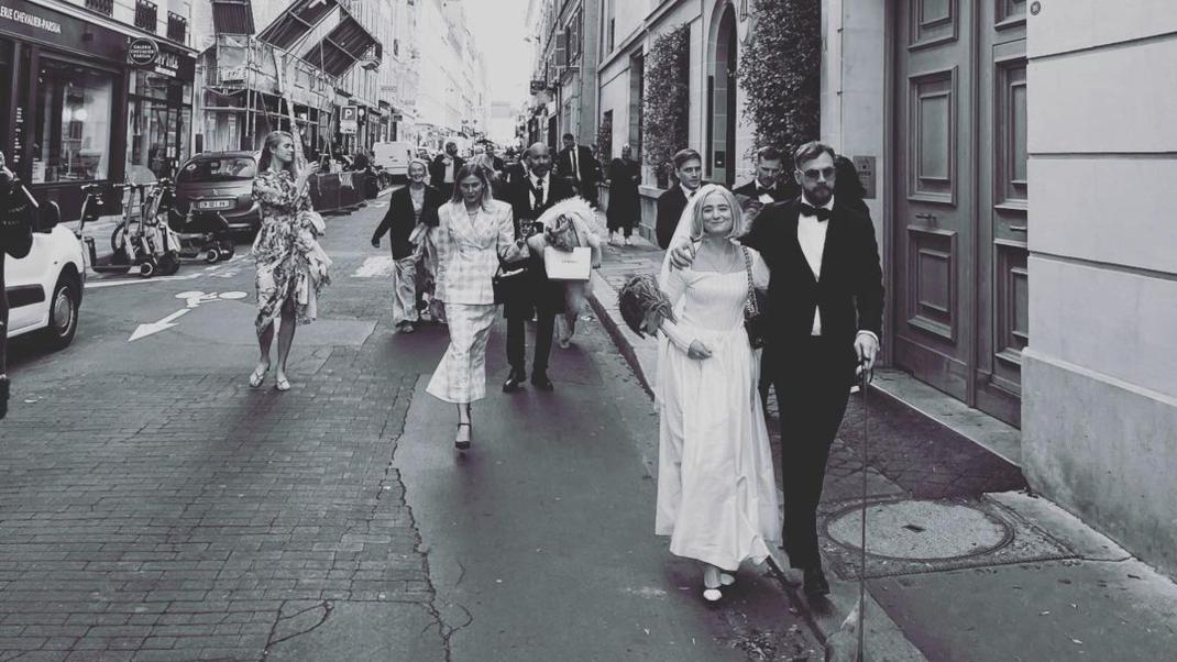 Σκανδιναβή νύφη στο Παρίσι