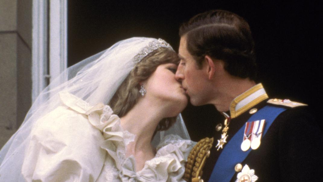 O γάμος της Νταϊάνα με τον πρίγκιπα Κάρολο