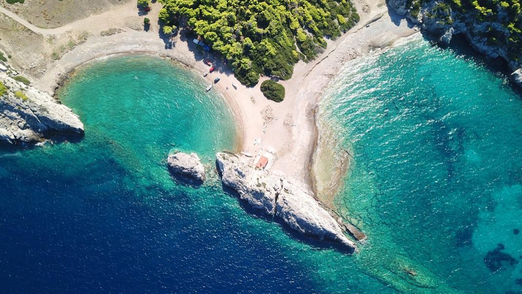 Η μαγική παραλία Μυλοκοπή που βρίσκεται 1 ώρα από την Αθήνα -Σαν να είσαι  στον Ινδικό Ωκεανό | BOVARY