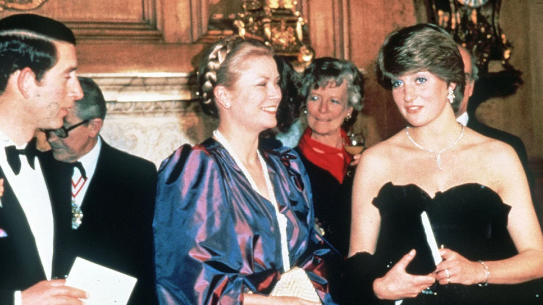 Η πριγκίπισσα Νταϊάνα με την Γκρέις Κέλι και τον πρίγκιπα Κάρολο/Φωτογραφία: Getty Images