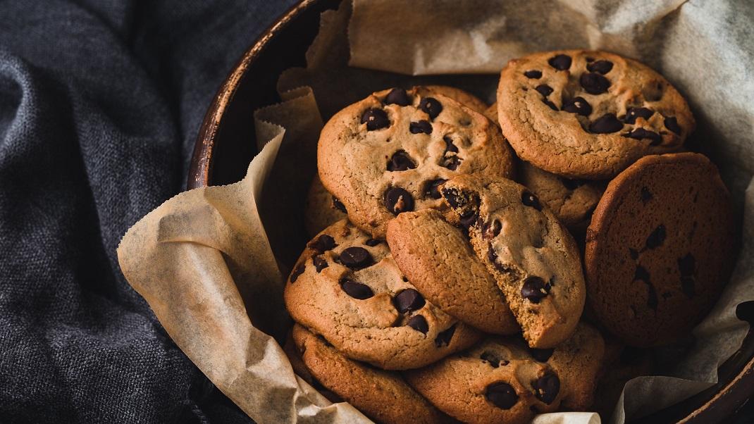 Εύκολα cookies με 4 υλικά