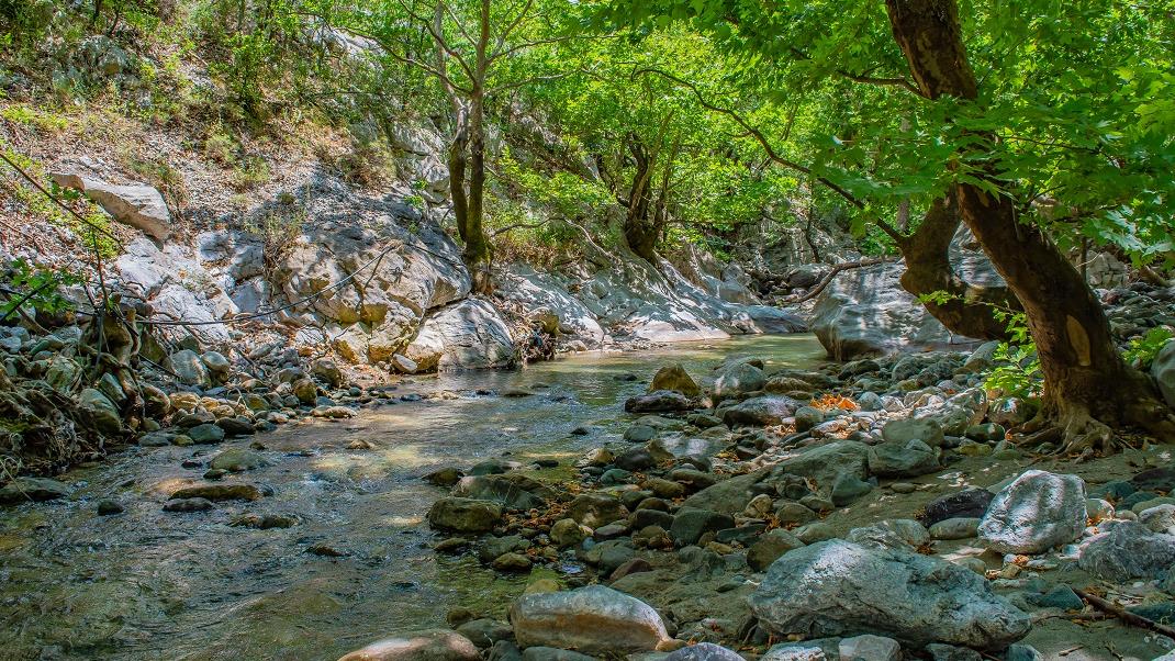 3 χωριά στην Εύβοια για το τριήμερο της πρωτομαγιάς