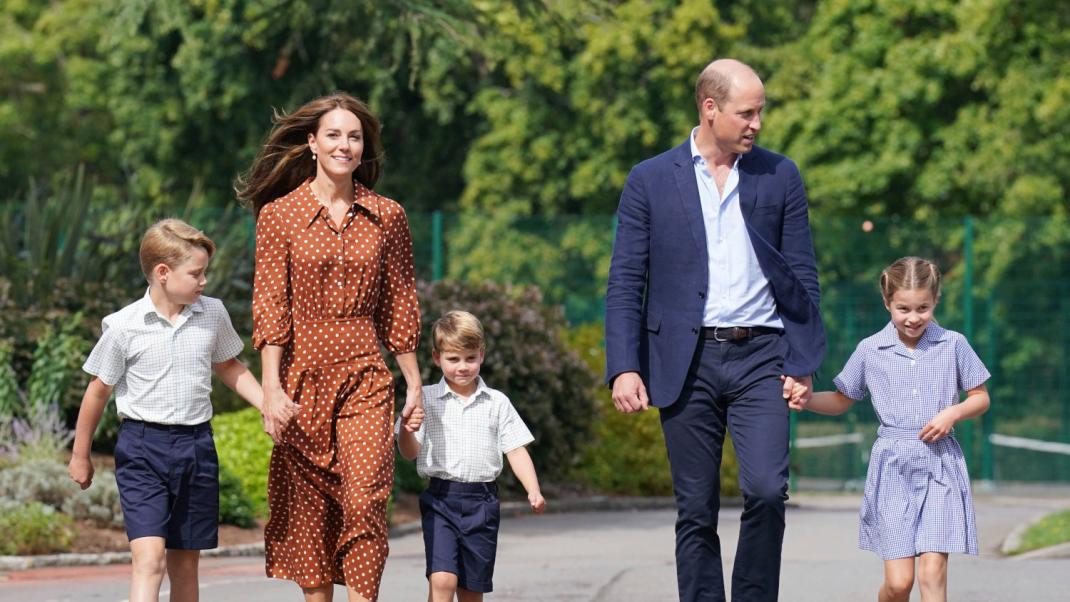 Γιατί ο πρίγκιπας Tζόρτζ, η πριγκίπισσα Σαρλότ και ο Λούης πηγαίνουν σχολείο τα Σάββατα