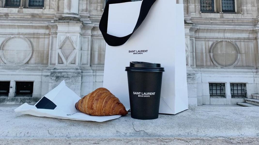 Café Saint Laurent: To Παρίσι έχει το δικό του spot για τον πιο high-fashion καφέ