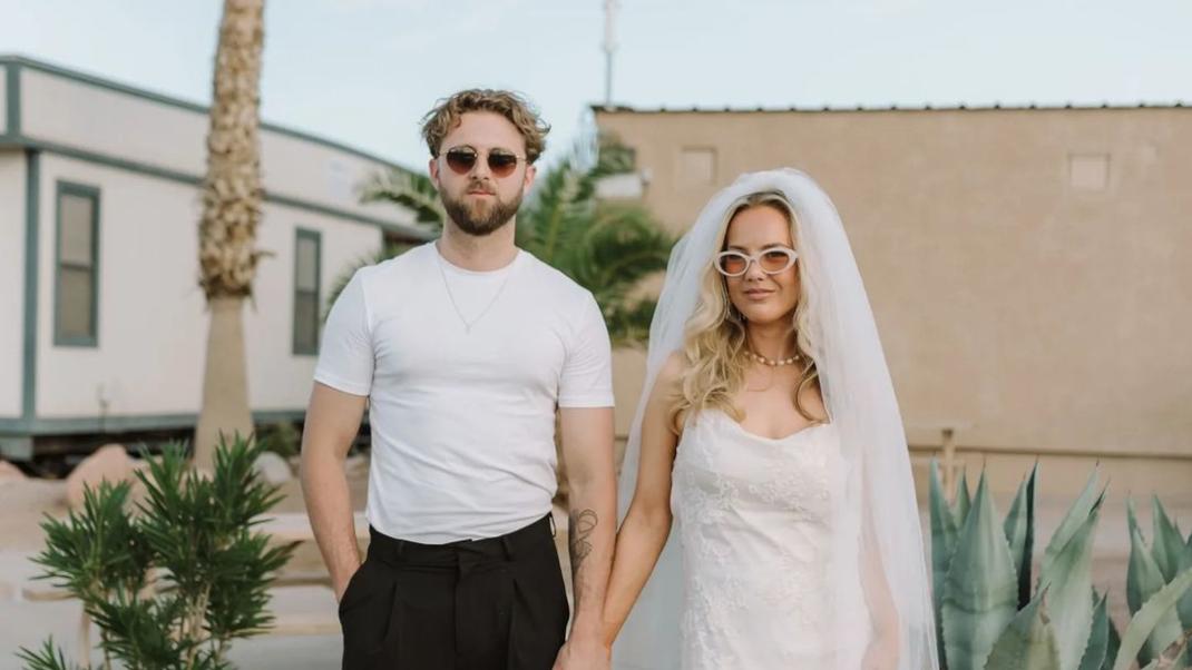 νύφη με Zara και γυαλιά