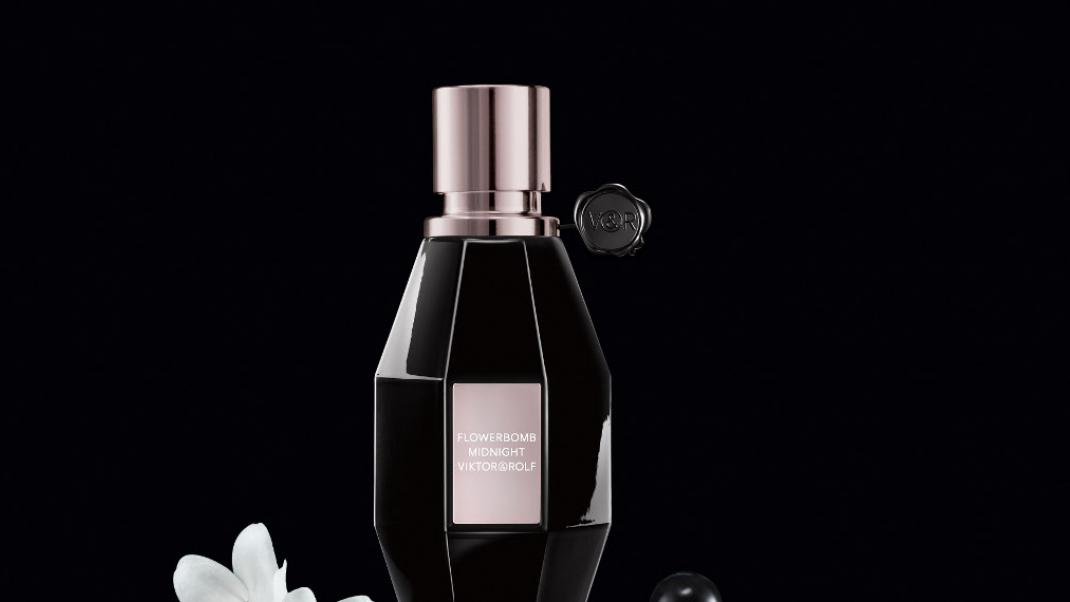Flowerbomb Midnight Tο απόλυτο άρωμα για τη μοντέρνα, θηλυκή και