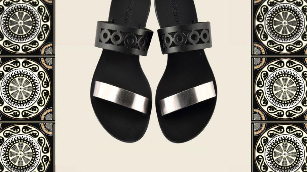 Greek Salad Sandals: Τα μίνιμαλ σανδάλια που δημιουργήθηκαν λόγω μίας χωριάτικης (σαλάτας) | 0 bovary.gr