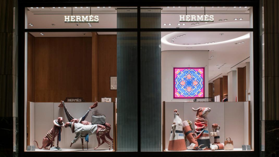 Hermès: Το ανακαινισμένο κατάστημα στη Βουκουρεστίου είναι ο ναός της ...