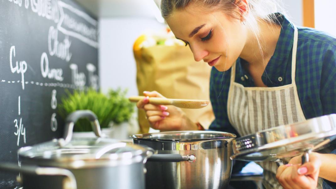 Τα λάθη στη μαγειρική που δεν κάνει ποτέ ένας επαγγελματίας σεφ, Φωτογραφία: Shutterstock/ By lenetstan