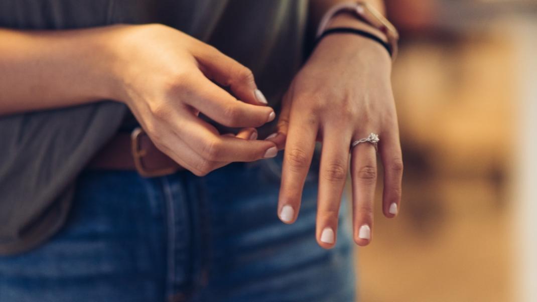 Manicure/Photo by Jonathan Safa on Unsplash