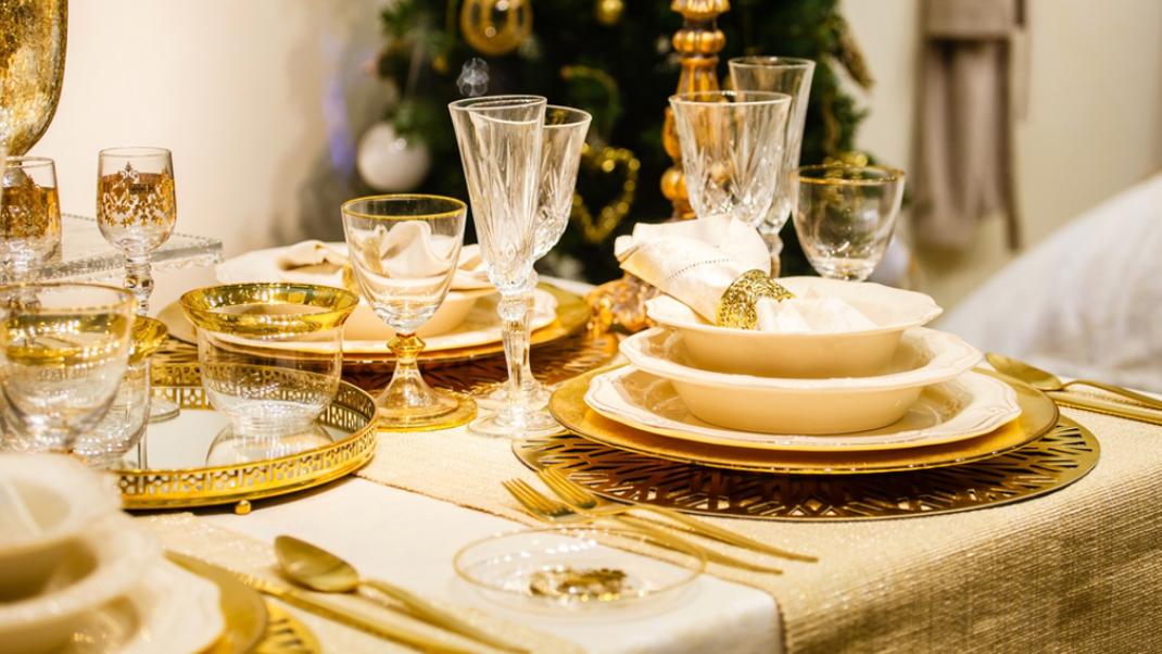 Στρώνουμε το γιορτινό τραπέζι κλέβοντας ιδέες από Παρίσι, Λονδίνο, Ρώμη | 0 bovary.gr