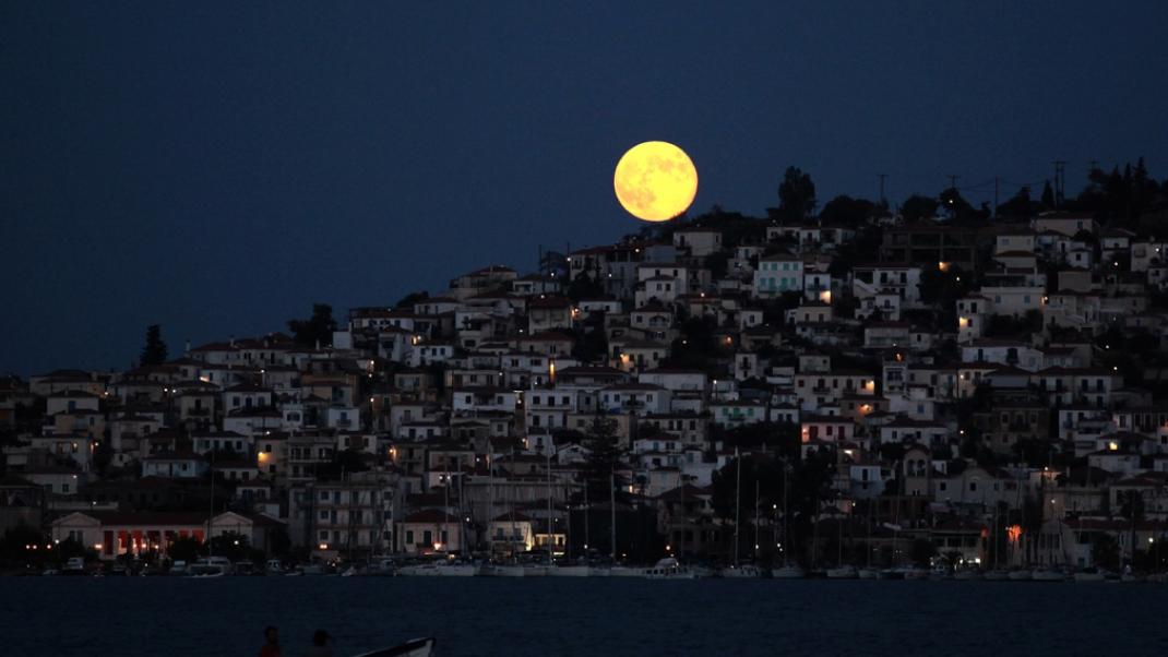 Εχει πανσέληνο απόψε -Οι τοπ τοποθεσίες για την ωραιότερη θέα του καλοκαιριού | 0 bovary.gr