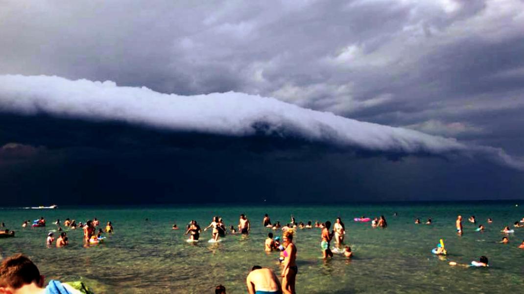 Shelf Cloud -Το εντυπωσιακό φαινόμενο πριν την καταιγίδα που καταγράφηκε στην Πιερία | 0 bovary.gr