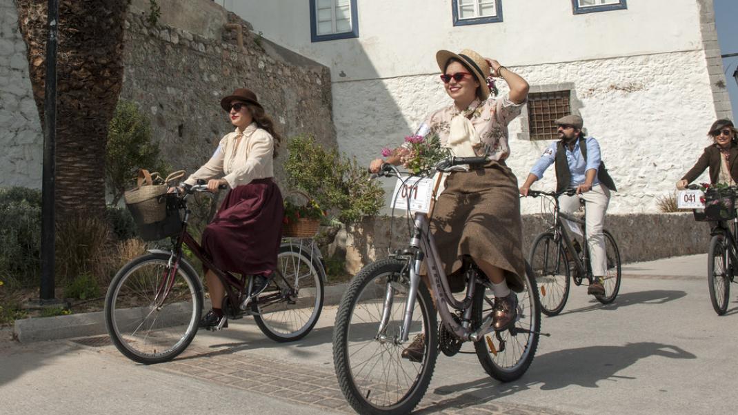 Vintage αισθητική και αέρας εποχής στο 6o Tweed Run στις Σπέτσες | 0 bovary.gr