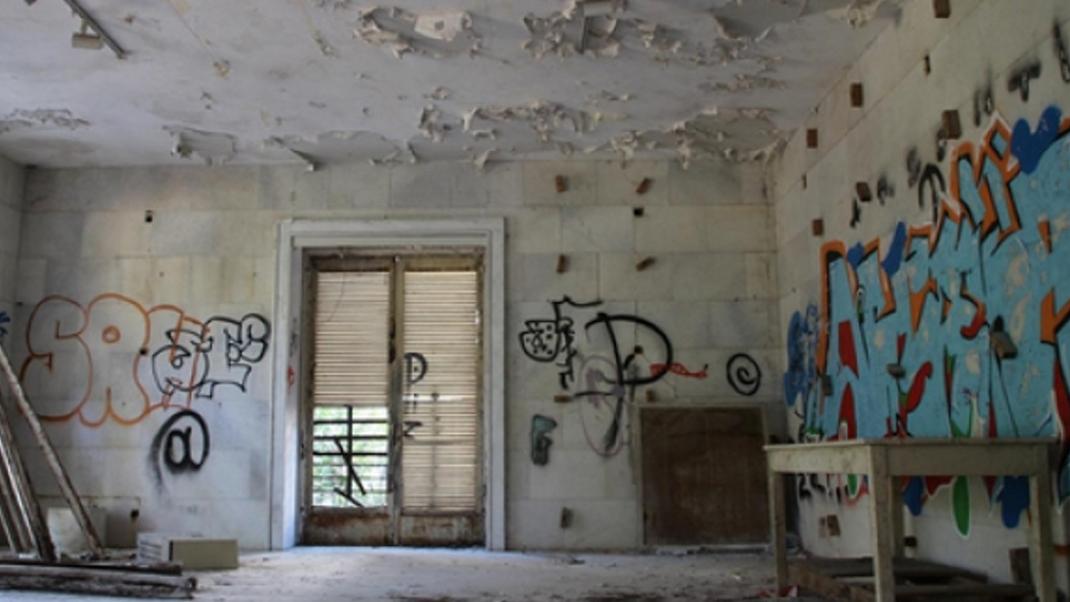 Τα στοιχειωμένα σπίτια της Αθήνας -Οι ιστορίες και οι τρομακτικοί θρύλοι που τα συνοδεύουν | 0 bovary.gr