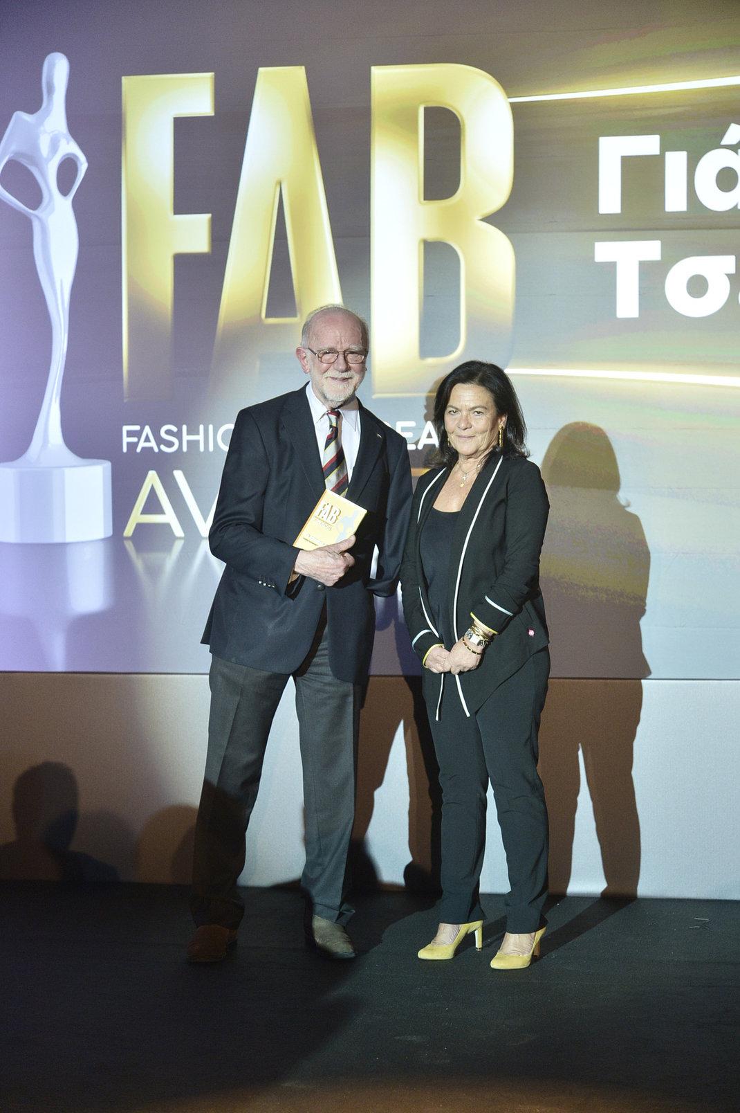 Ο Γιάννης Τσεκλένης και η κυρία Βερνίκου