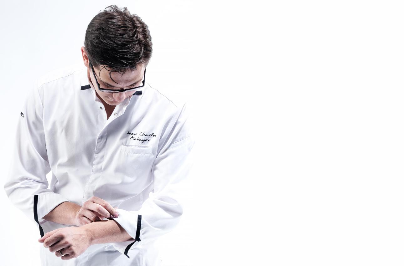 O Consultant Executive Chef του εστιατορίου Santoro, Jean-Charles Métayer