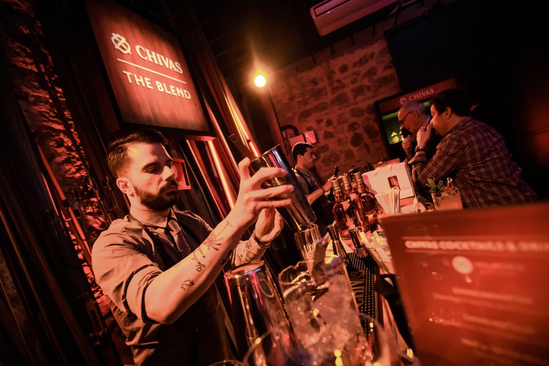 5. Kάθε βραδιά του Chivas – The Blend ένα διαφορετικό bar της Αθήνας πρόσφερε στους παρευρισκόμενους ιδιαίτερα Chivas cocktails