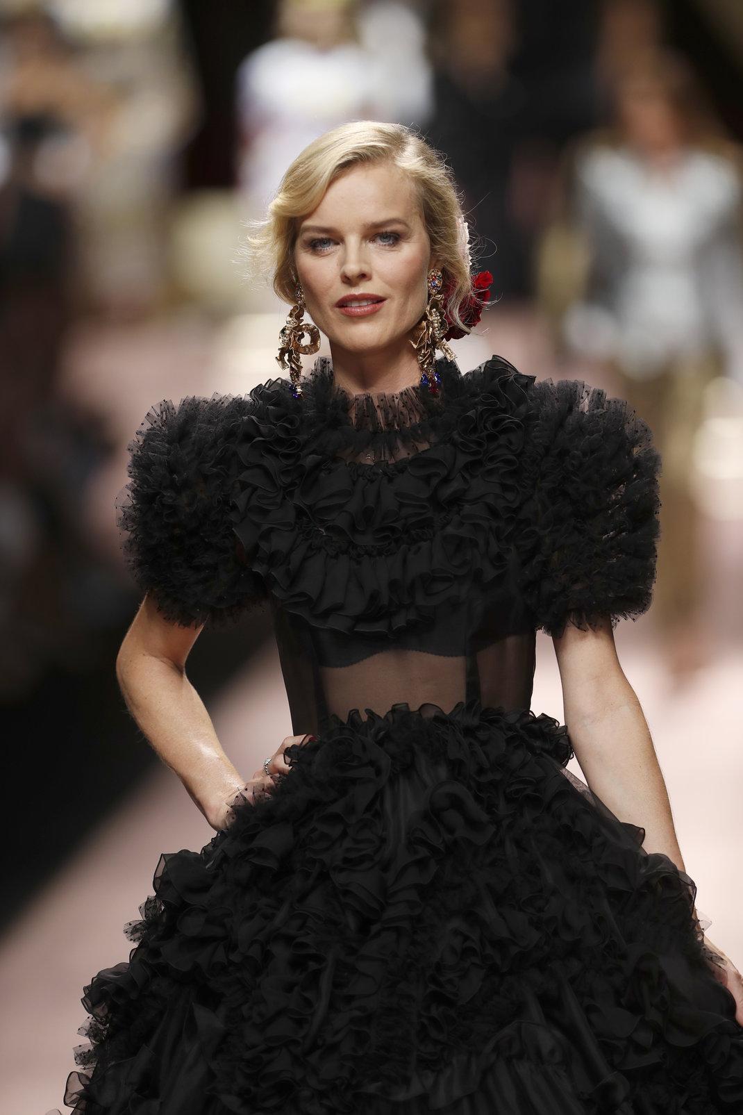 Η Eva Herzigova/ AP Ιmages
