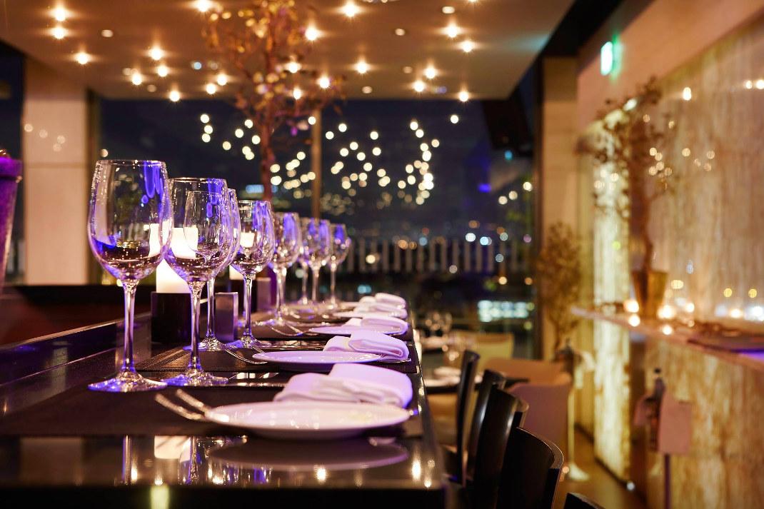 Galaxy Bar and Restaurant - Hilton Athens/ Facebook