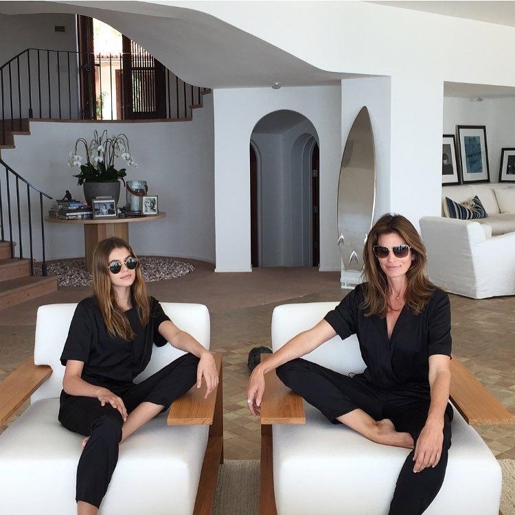 Cindy Crewford, Instagram