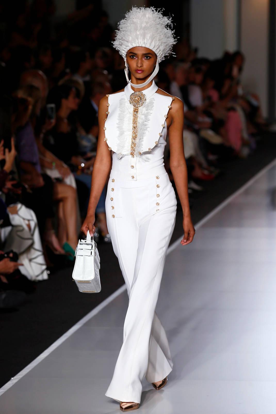 apimages /Ralph & Russo's Haute Couture Fall-Winter 2017/2018