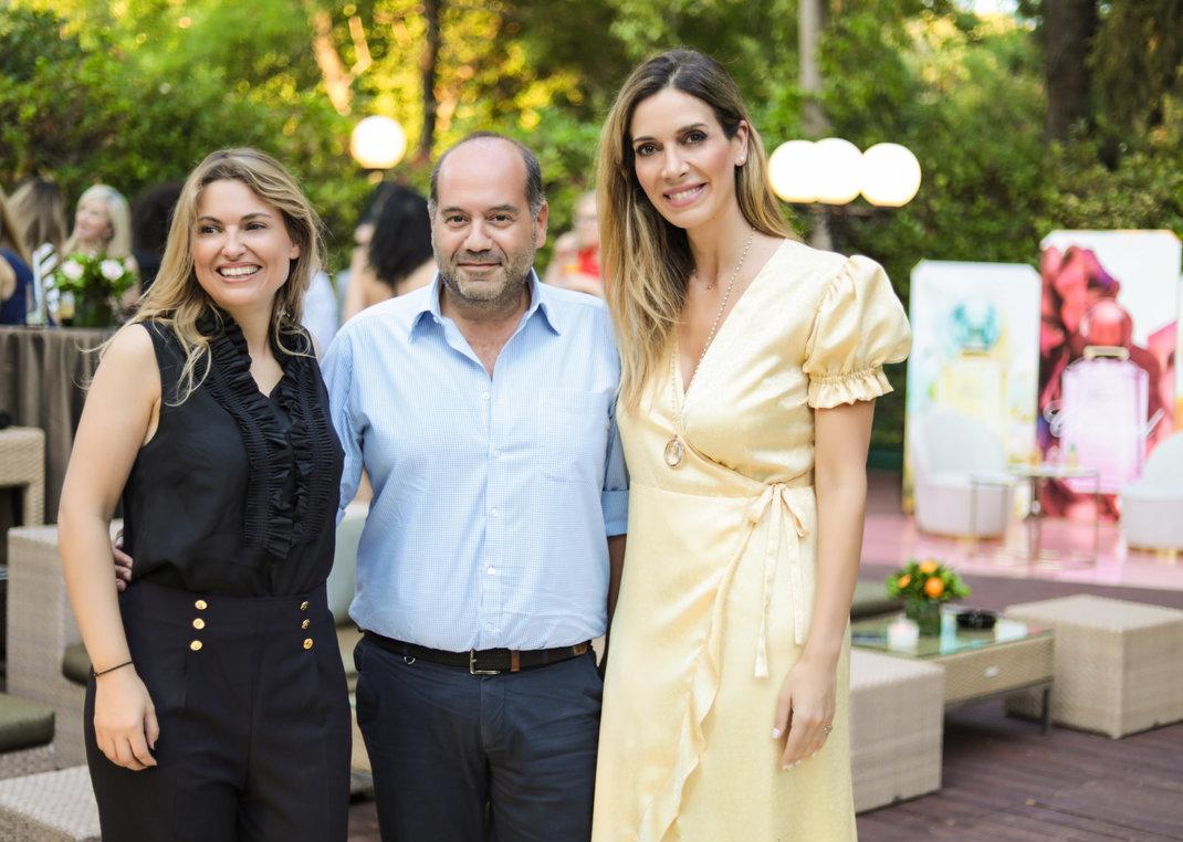 Αιμιλία Παπαθανασοπούλου, Μιχάλης Κούβελας, Δήμητρα Λαζαράτου /Papadakis Press