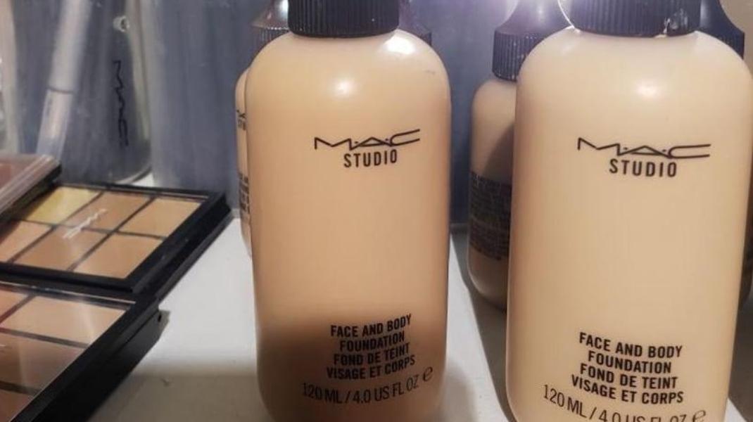 M·A·C Studio Face & Body Foundation