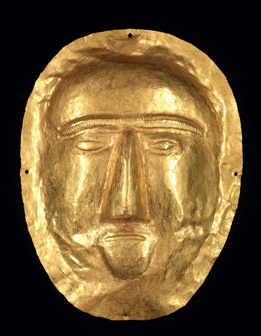 Ταφική μάσκα. Από τη Θατζ, Τελλ αλ-Ζάιερ. 1ος αιώνας μ.Χ. Χρυσός Εθνικό Μουσείο, Ριάντ