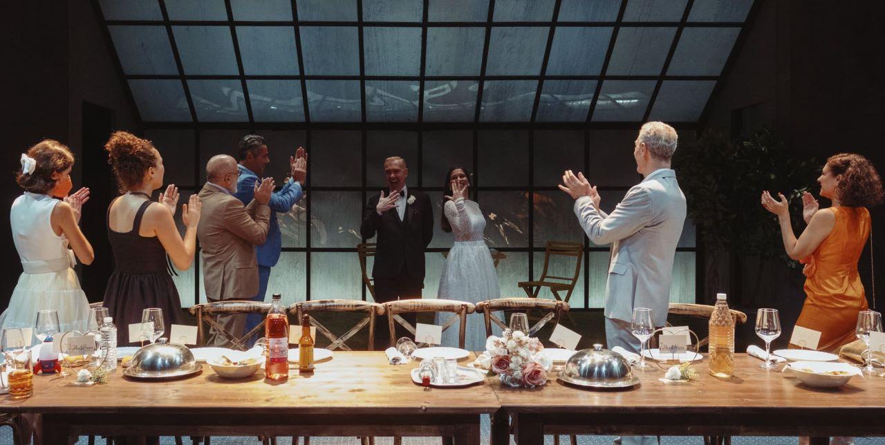 Για λίγες ακόμα παραστάσεις 