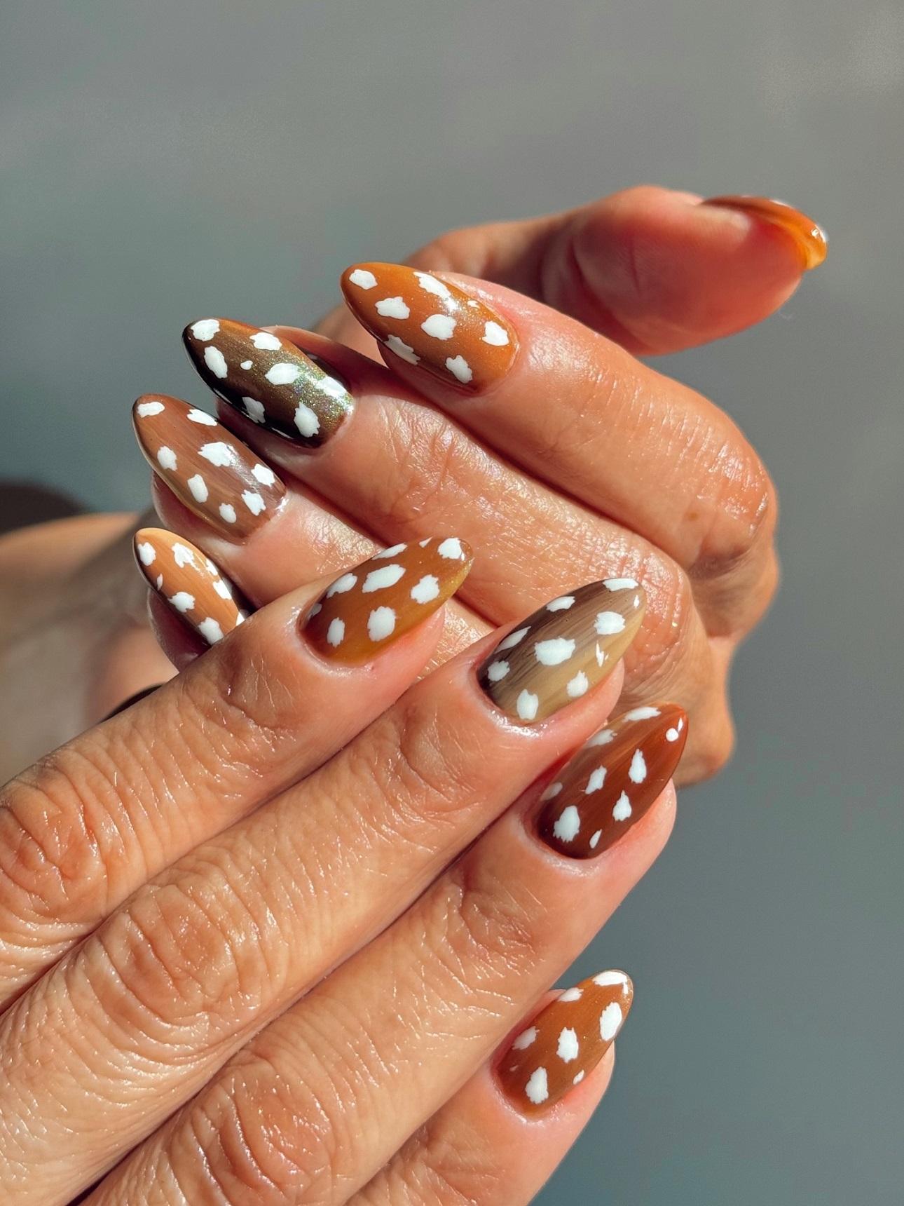  Φωτογραφία/ Instagram: @nailartbyqueenie 