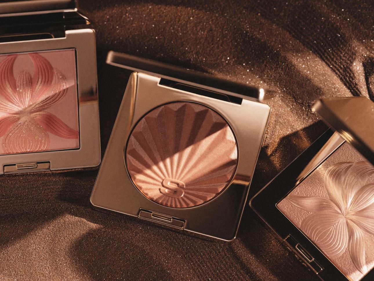   L’Orchidée Highlighter (δεξιά), L’Orchidée Blush (αριστερά),﻿ ﻿Illusion d’Été (κέντρο)