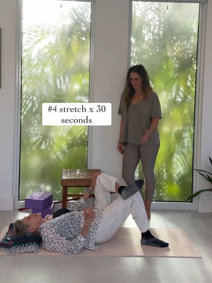  Instagram @thelaurenohayon 