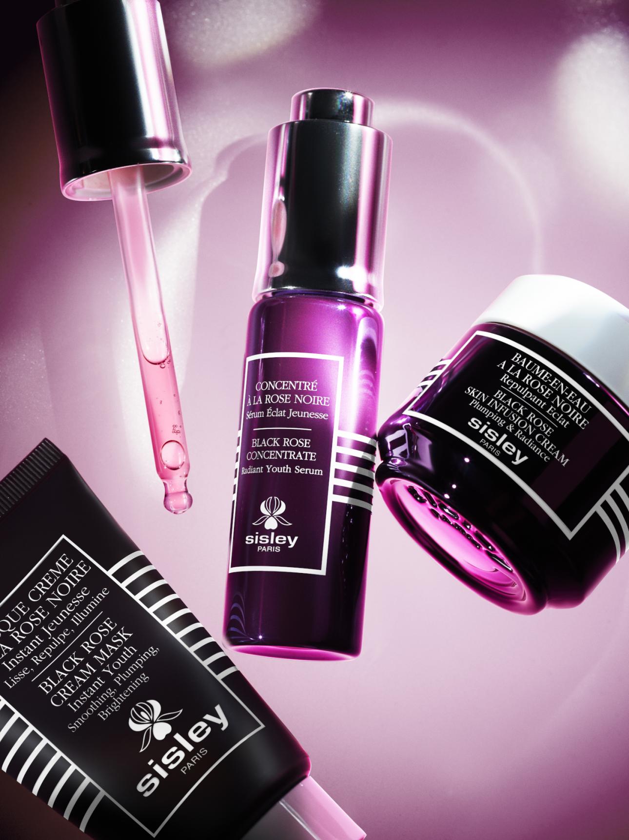  Η Sisley Paris επενδύει στη δύναμη του μαύρου τριαντάφυλλου για ορατά αποτελέσματα. 