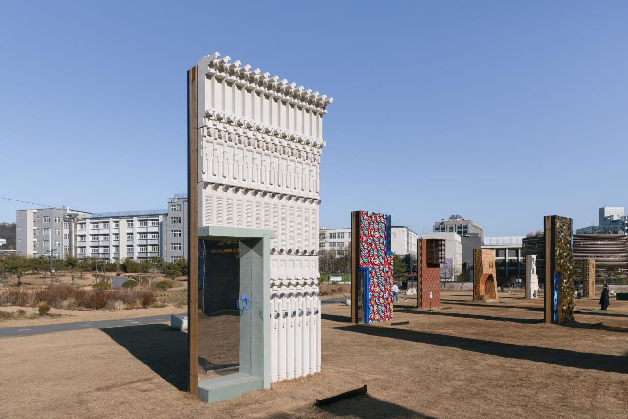 Bureau de Change Architects 