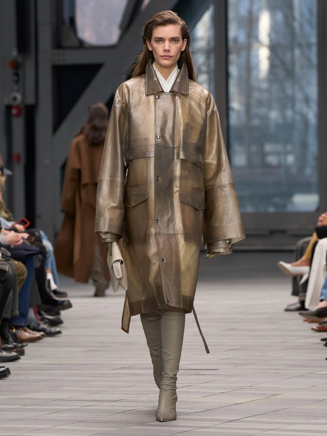 Calvin Klein Collection Fall 2026 by Veronica Leoni