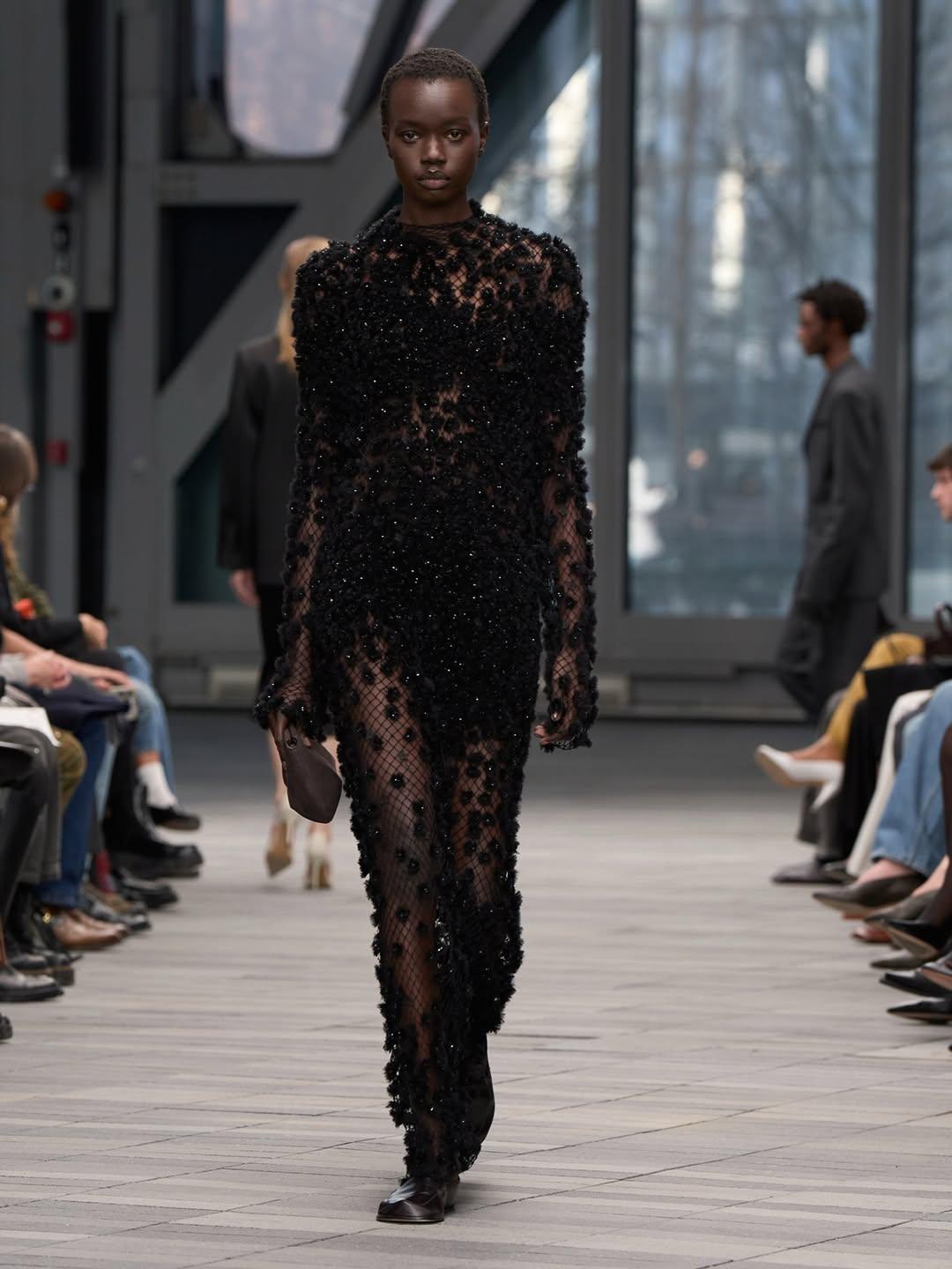 Calvin Klein Collection Fall 2026 by Veronica Leoni