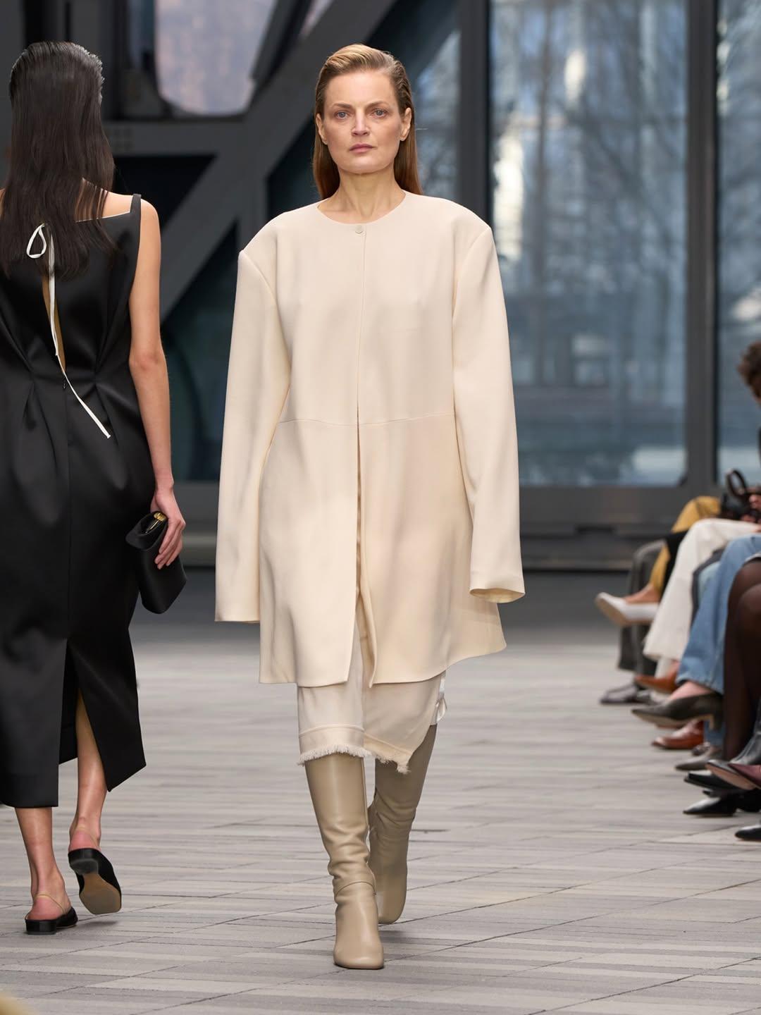 Calvin Klein Collection Fall 2026 by Veronica Leoni