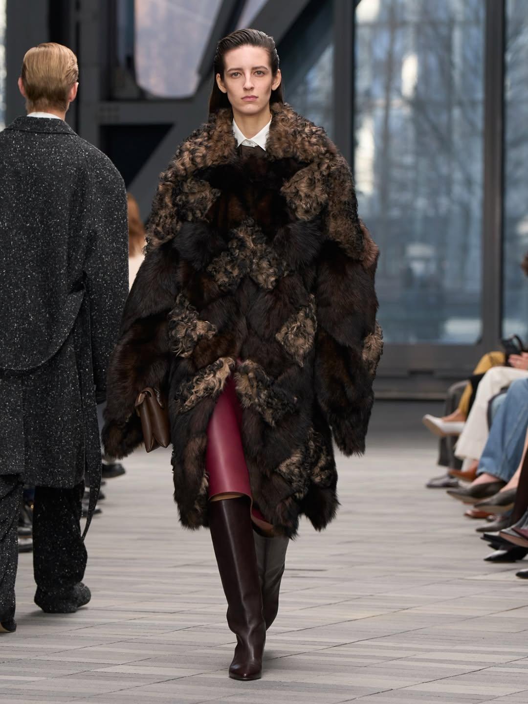 Calvin Klein Collection Fall 2026 by Veronica Leoni