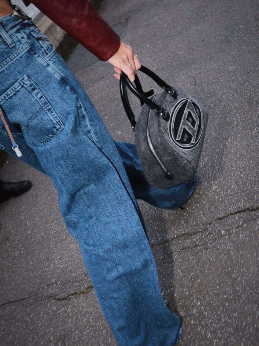 Έβελυν Καζαντζόγλου/ @evelynkazantzoglou